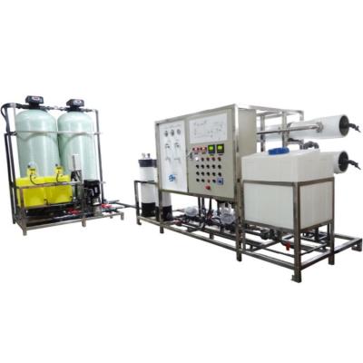 China 2000LPH Frp Tanque de desalinización de agua salobre Equipo de tratamiento de agua salobre/instalación de tratamiento de agua pura en venta