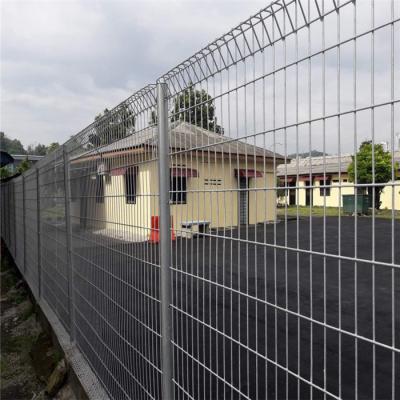China Roll Top And Bottom Welded Security Fence for sale