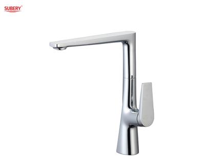 China Cold And Hot OEM Kitchen Sink Faucets Chrome Brass Single Lever for sale