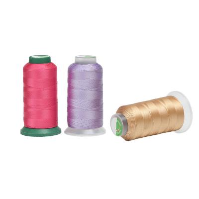 China hilo de alta resistencia del poliéster 300D que cose el filamento 3 para la máquina de coser del punto de cadeneta de nylon en venta