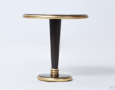 China Mesa de jantar de madeira do círculo do folheado da noz com base da folha da borda e de ouro da madeira maciça à venda
