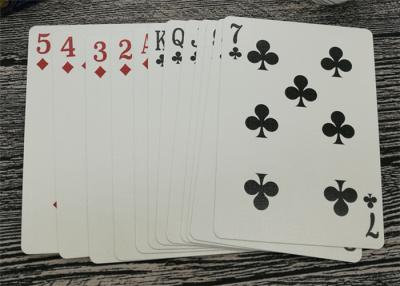 Chine Cartes de jeu imprimées faites sur commande de tisonnier, finition de toile Matte Poker Games Cards à vendre