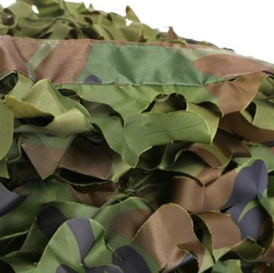 Chine Les feuilles ont découpé Camo avec des matrices militaire prenant le filet au filet de camouflage de militaires pour le camping de chasse d'armée à vendre