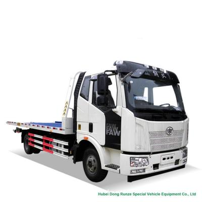 China FAW Flatbed Wrecker Tow Truck 6  Wheeler For Car Carrier / Road Rescue for sale