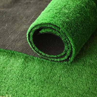 China UV Resistant Synthetic Lawn Grass Anti Fire Natural Looking Artificial for sale