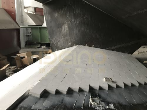 Alumina ceramic tiles.jpg