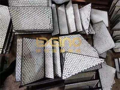 China Revestimientos cerámicos de caucho Anticorrosión Revestimiento cerámico de alumina en venta