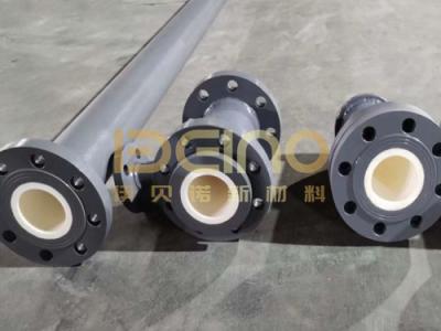 China Gran diámetro de alumina de cerámica de tubería resistente a la abrasión finalización de superficie lisa en venta