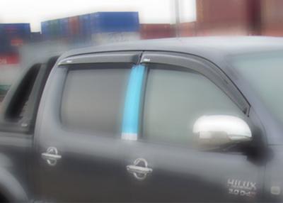 China Protetor da chuva das viseiras da janela de carro da modelação por injeção para TOYOTA HILUX REVO 2015 2016 à venda