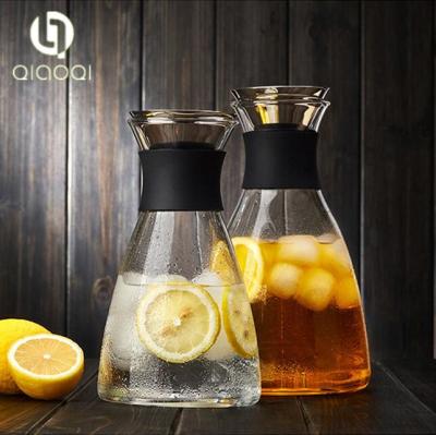 China 1000ml High quality glass cold water kettle with stainless lids for sale