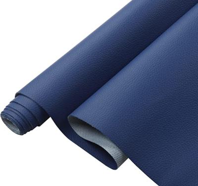 中国 PVC leather fabric Good elastic strength, fadelessis is highly suitable for upholstery 販売のため