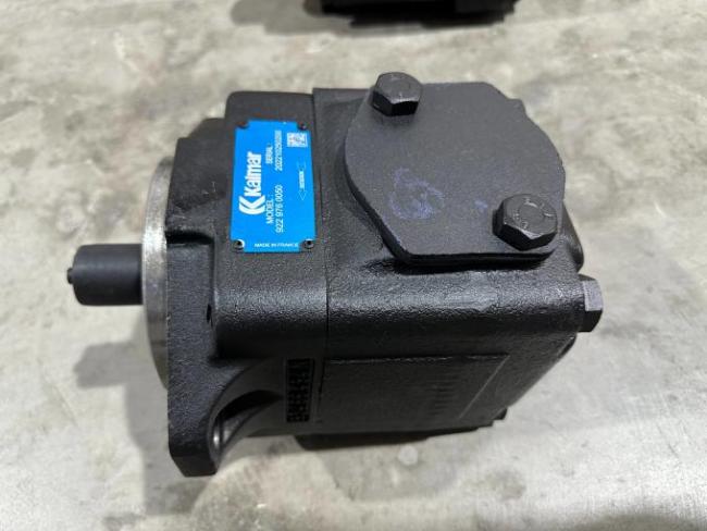 922976.0050 pump Kalmar Reach Stacker Parts 3
