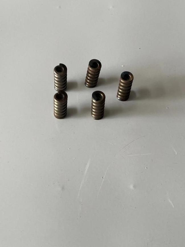 924015.1209 spring Kalmar Reach Stacker Parts 1