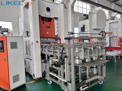 中国 機械に機械を作る銀ぱくをする80トン圧力自動タイプ アルミ ホイル箱 販売のため