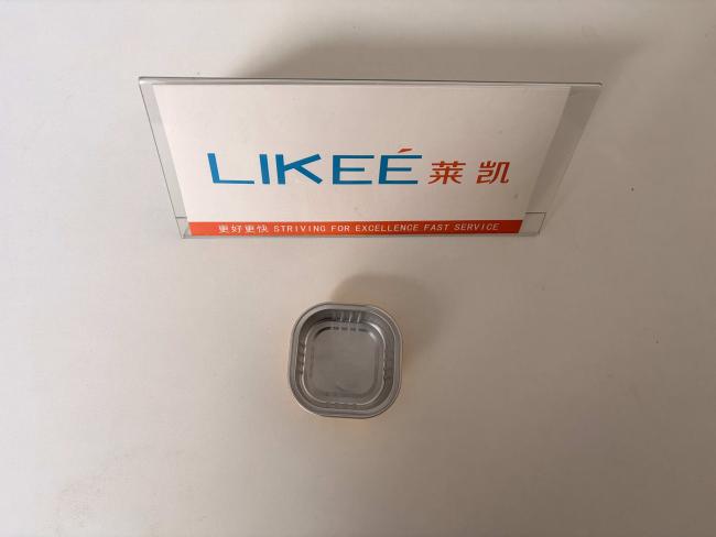Aluminum foil container sample with wrinkle walls