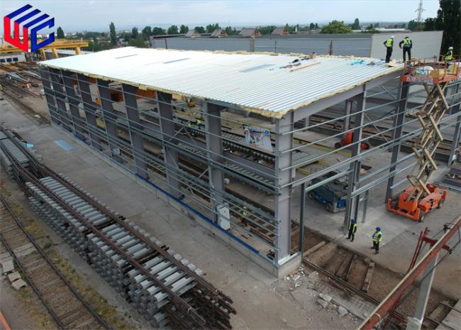 Custom steel fabrication workshop with grid steel structure