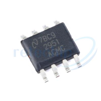 China LP2951ACMX/NOPB LDO Voltage Regulators 2.3V to 30V Adjustable SOIC-8 à venda