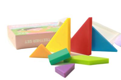 China SGS Soft Silicone Building Blocks For Baby Infant Teething With Size Is 15*15*3cm And Weight Is 220 Gram for sale