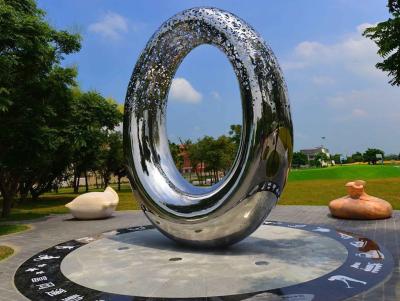 China Artificial Style Outdoor Metal Sculpture , Abstract Outdoor Metal Art Sculpture for sale