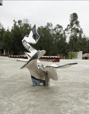 China Escultura abstracta moderna modificada para requisitos particulares de la estatua del metal al aire libre para la decoración en venta