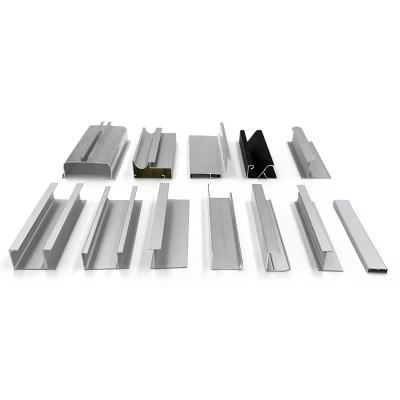 China Profil de marco de aluminio para puertas de armario T3-T8 en venta