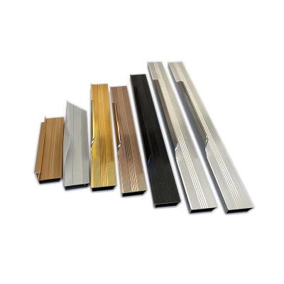 China Anodized 2040 Aluminum Cabinet Extrusions For Wardrobe for sale