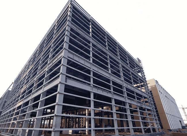 Interior view of large-span steel structure building with column-free space