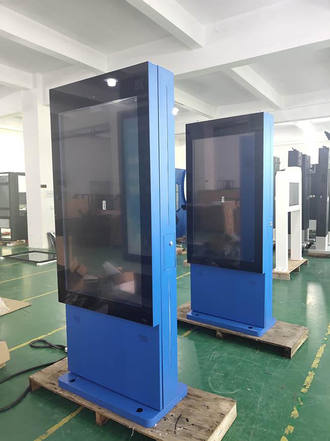 55 Inch Floor Standing Outdoor LCD Screen Advertising Digital Signage With Air Condition