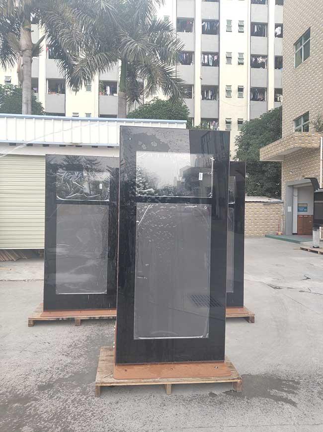 OEM Factory 55 Inch Advertising Totem Waterproof Floor Standing LCD Outdoor Digital Signage Displays