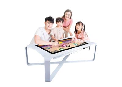 中国 X Type Windows Multi Touch Screen Table With Capacitive Touch Screen For Sale 販売のため
