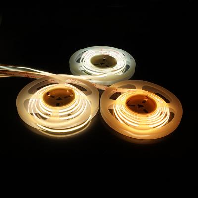中国 高密度 336 LED / M 柔軟なCOB LEDストライプライト (チップオンボード) ライト キャビネット,棚照明 販売のため