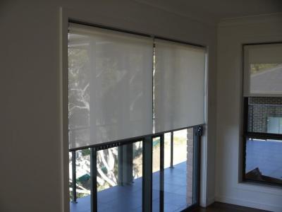 China Ready made roller blinds roller shade double saide one way roller blinds spring roller blinds silver coated roller blind for sale
