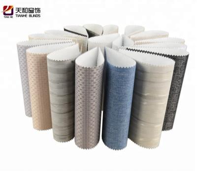 China China Supplier High Quality 100% polyester jacquard blackout window roll blinds fabric for roller blinds for sale