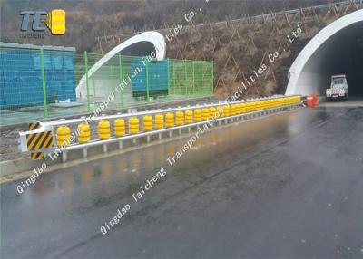 China Removable Rolling Guardrail Barrier Anti Rust , Highway Roller Barrier for sale