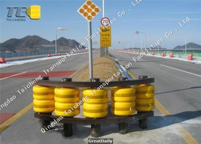 China Accident Car Highway Roller Barrier System Anti Collision Yellow / Red Color for sale