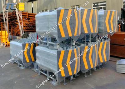 China Wear Resistant Crash Cushion Attenuator Q235 345 Hot Dipped Galvanized for sale