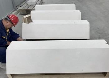 China High Grade Fused Cast Kiln Refractory Bricks Customized Size For Glass Furnace for sale