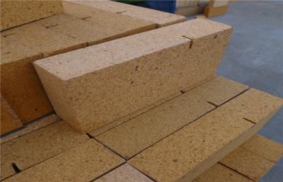 China Heat Resistant Chamotte Refractory Fire Bricks , Fireplace Insulated Firebrick for sale
