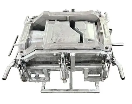 Custom rotational molding aluminum mold