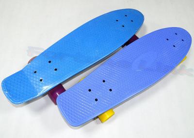China Skates plásticos retros dos peixes dos PP do cruzeiro liso com o caminhão do alume para novatos das crianças 22,5