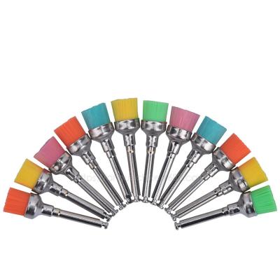 Chine OEM nettoyage dentaire Prophy brosse à dents forme de tasse douce couleur nylon verrouillage style poignée à vendre