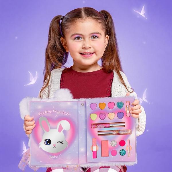 Quality Skin Friendly Kids Play Makeup Kit With Lip Gloss Eye Shadow Palette Customizable for sale