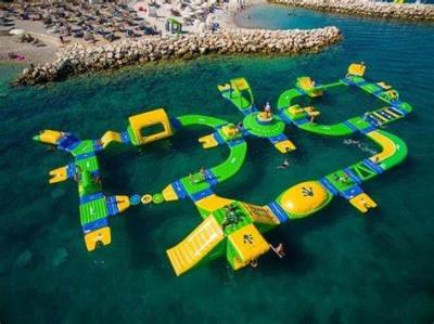China Customize Floating Children'S Inflatable Water Park for sale