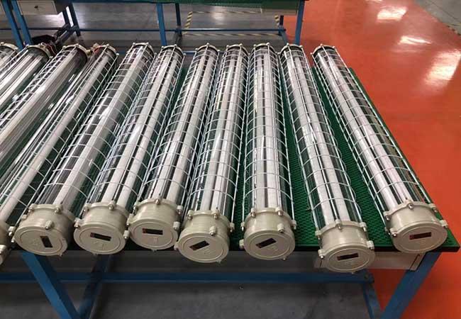 18W 36W Linear Explosion Proof Fluorescent Light 5000k 3000k 2700k Flame Proof 0