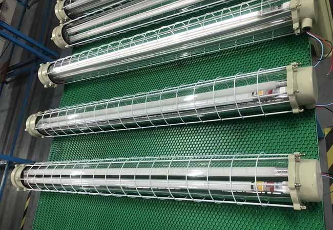 18W 36W Linear Explosion Proof Fluorescent Light 5000k 3000k 2700k Flame Proof 1