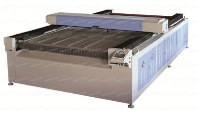China 1830 Large bed auto feeding fabric clothe safa CO2 Laser cutting machine with rool device for sale