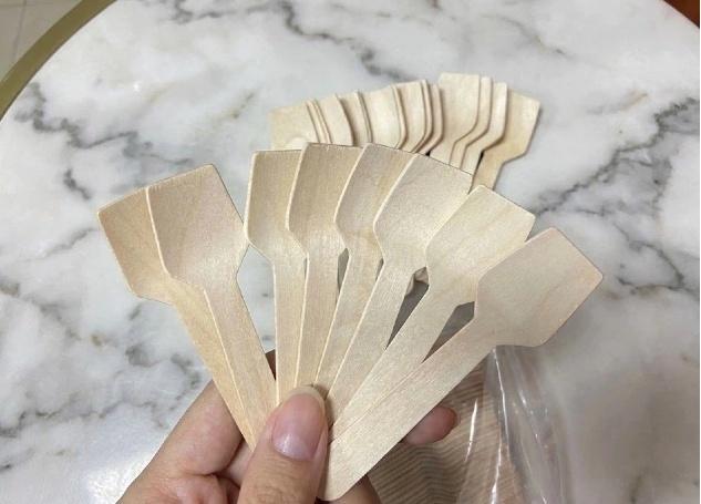 95mm and 75mm disposable wooden teaspoons