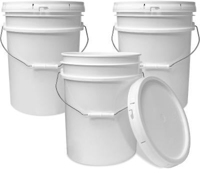 China Round White 5 Gallon Bucket With Lid For Animal Feed Storage for sale