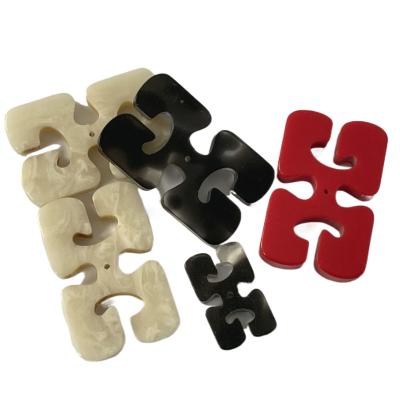 China 30*19*4mm 1 Hole Rectangle Button With Fake Horn Effect For Diy for sale