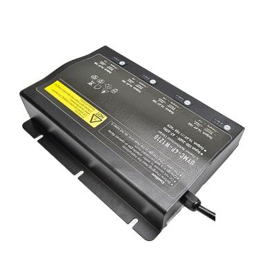 China Intelligent Golf Cart Battery Charger Water Resistant 90V~260VAC for sale